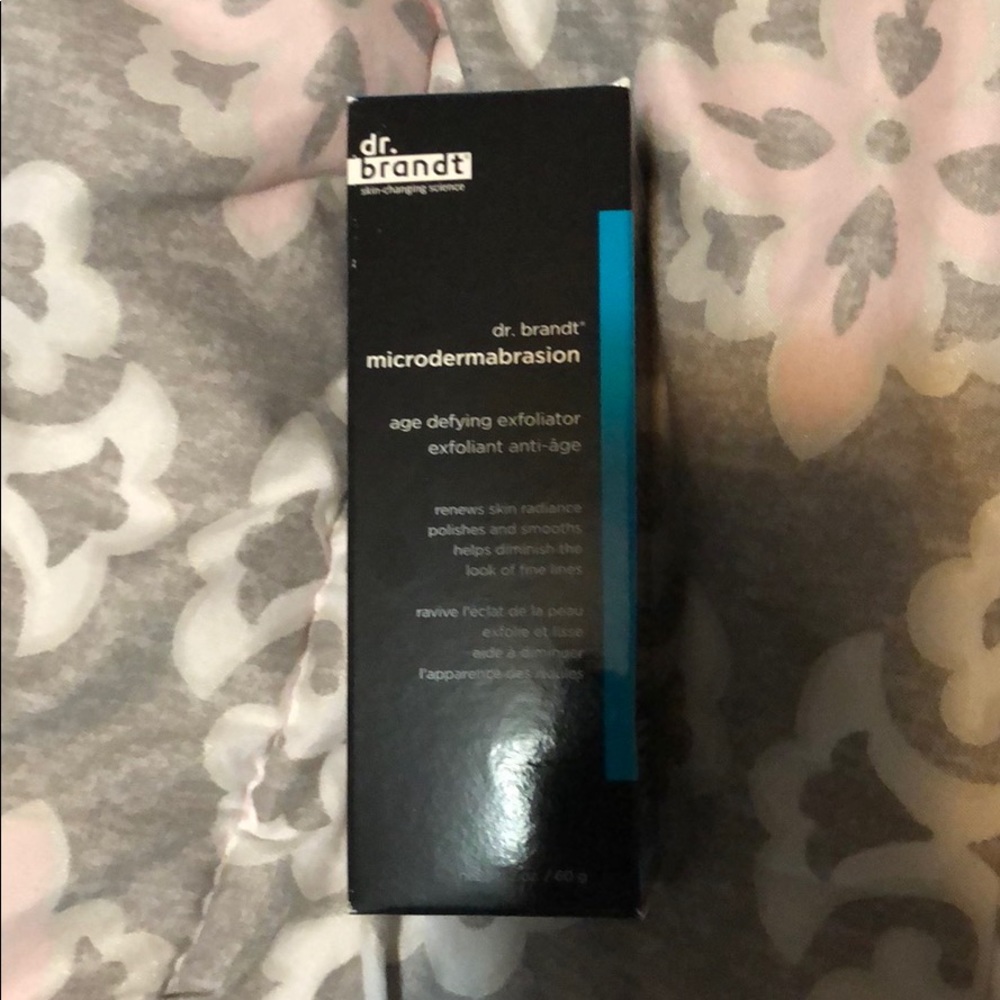 DrBrandt microdermabrasion age defying exfoliator